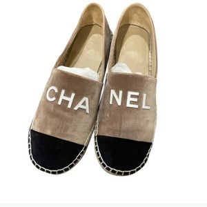 CHANEL Velvet Logo Espadrilles beige & Black size 38